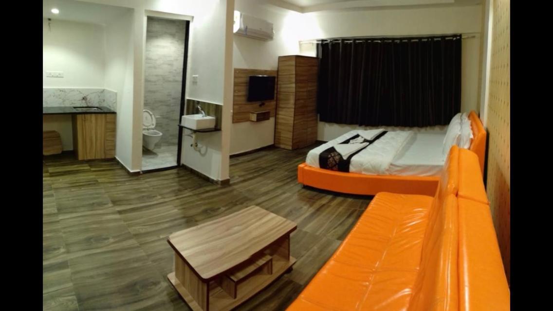 Strawberry hills saputara Hotell Exteriör bild